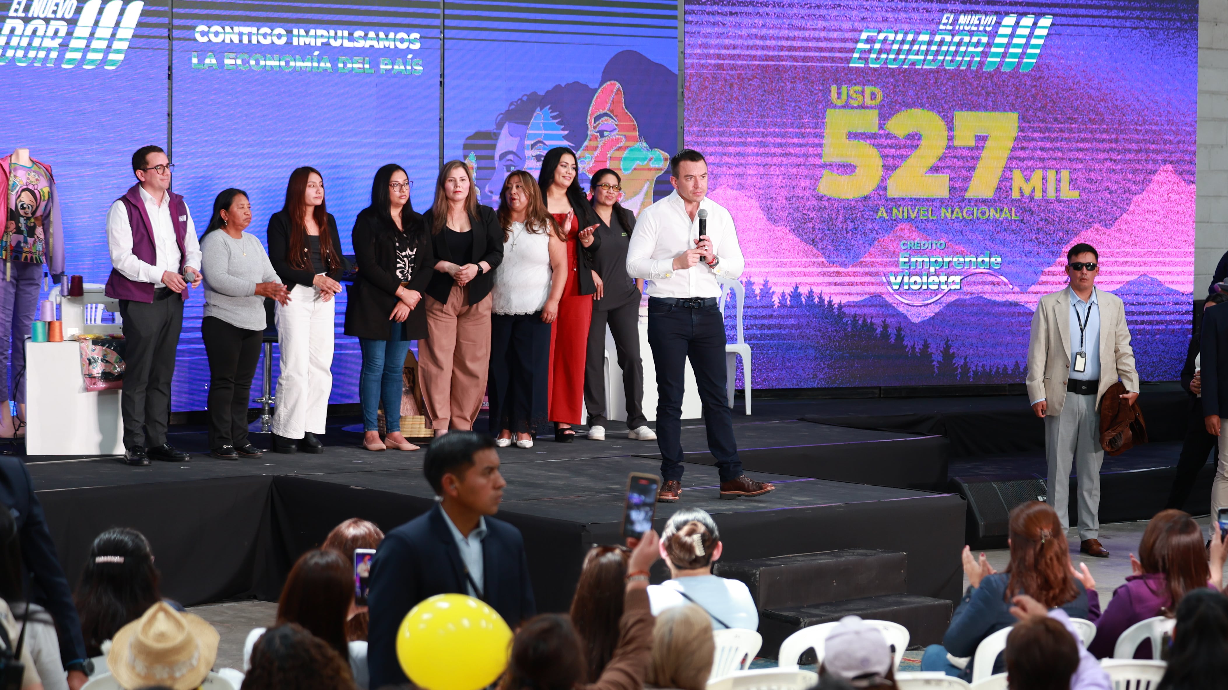 Daniel Noboa en el evento “Impulso Femenino: Rompiendo Barreras”