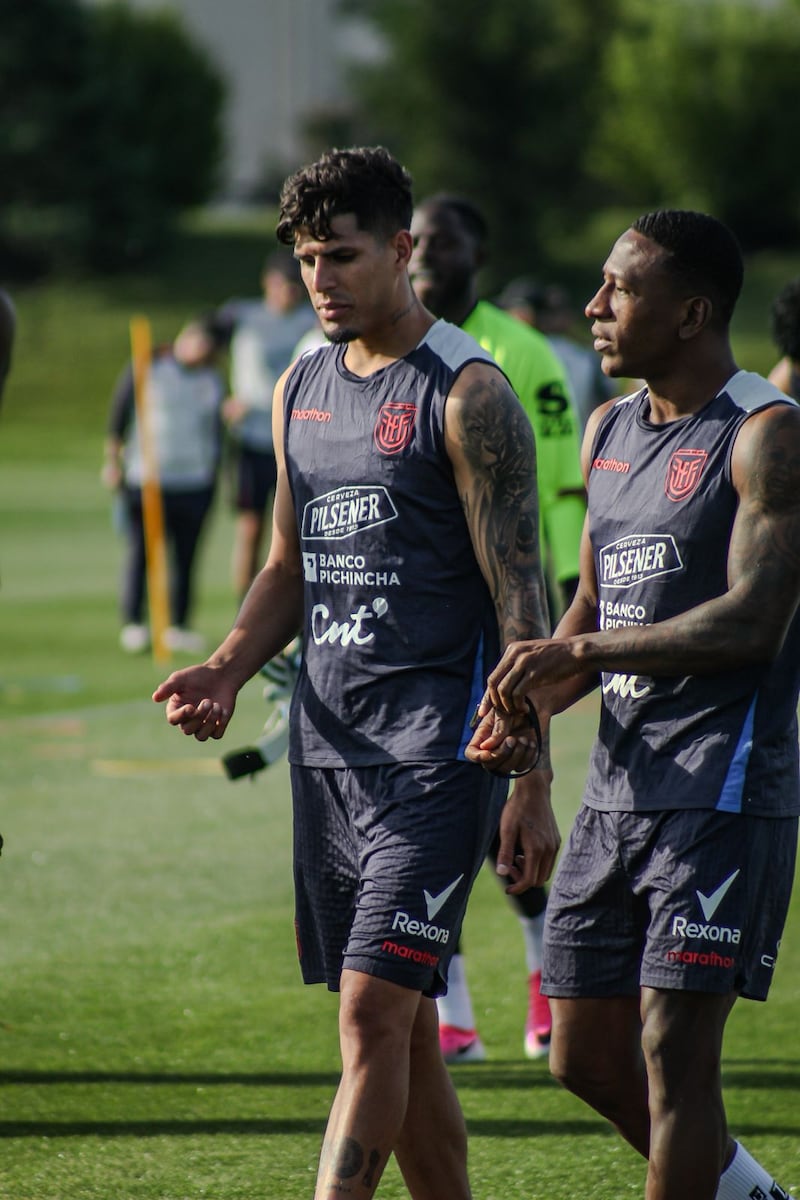 ¿Que guardan las risas de Moisés Caicedo, Piero Hincapié, Pervis Estupiñan y Willian Pacho?