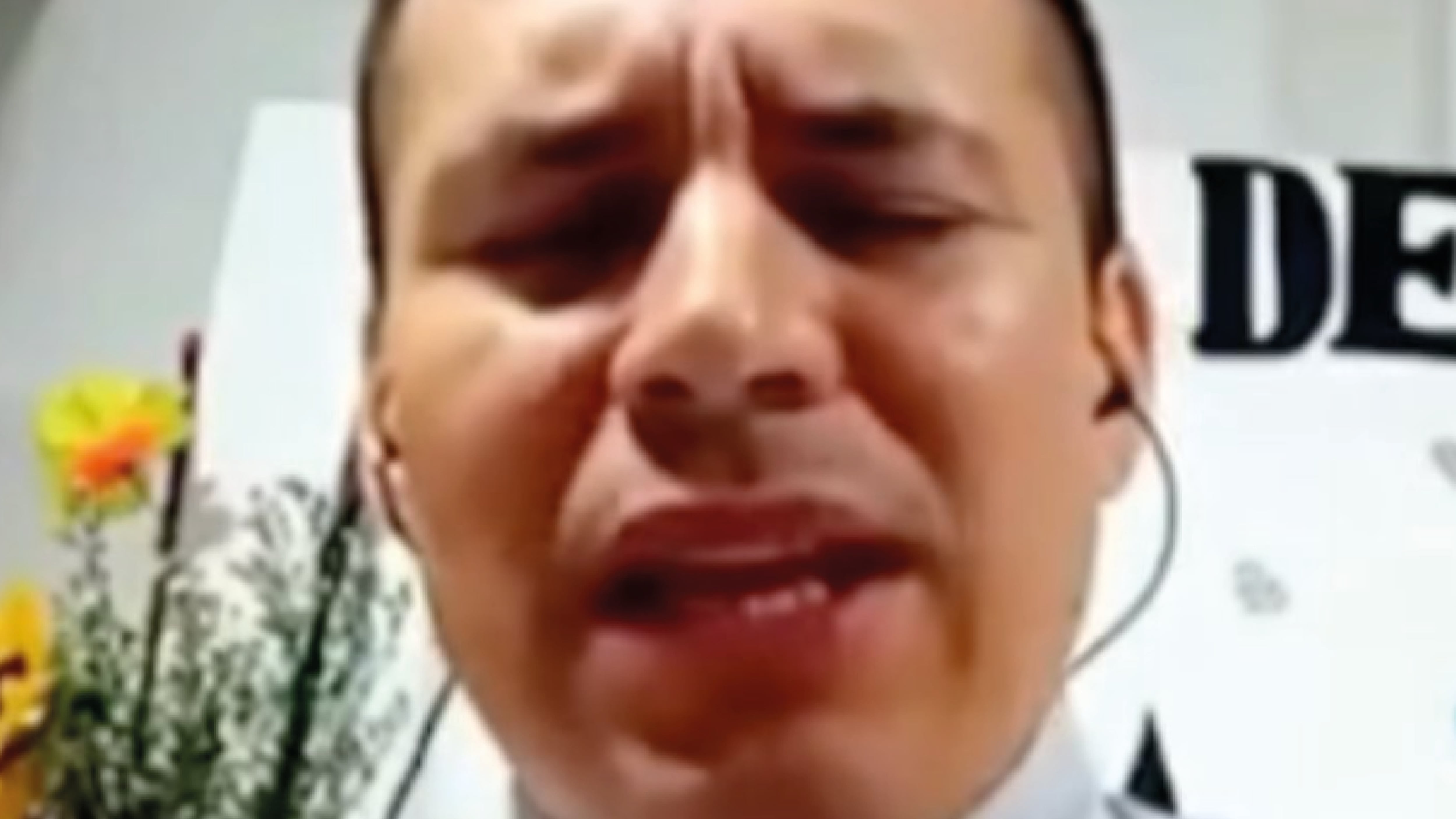 Así predicaba un pastor que es acusado de abusar de su hijastra