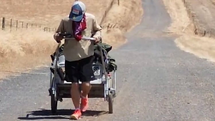 El influencer japonés Atsushi Yao denunció haber sido víctima de un robo en Quito.