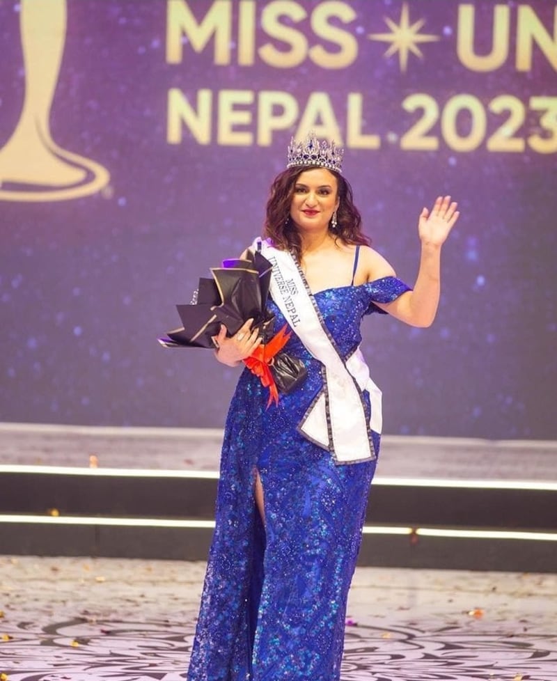 Jane Garret es la modelo "curvy" que representará a Nepal en el Miss Universo.