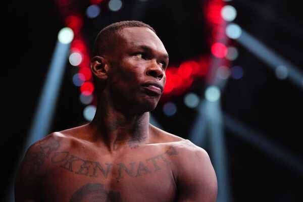 Israel Adesanya toca fondo: derrota ante Joe Pyfer sacude su legado en UFC