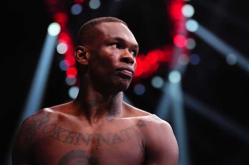 Israel Adesanya toca fondo: derrota ante Joe Pyfer sacude su legado en UFC