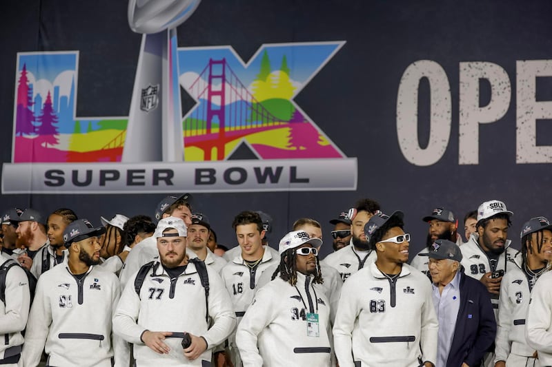 Los Patriots durante el Opening Night del Super Bowl, que les enfrentará a los Seattle Seahawks, este domingo 8. EFE/EPA/JOHN G. MABANGLO