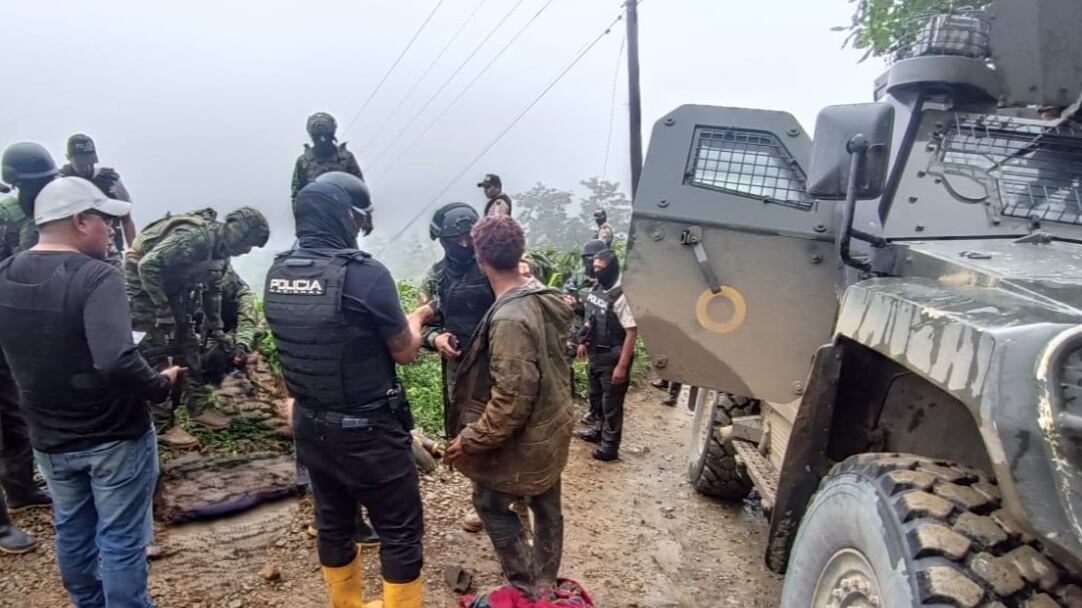Masacre en una mina de Camilo Ponce Enríquez