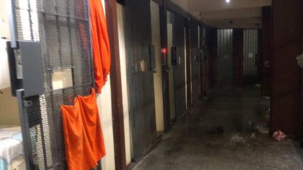 Así es el interior de la cárcel La Roca