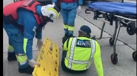 Motociclista atropelló a vigilante de la ATM por tratar de evadir control en Guayaquil