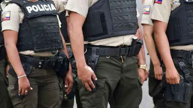Fiscalía reformula cargos a asesinato contra dos policías por la muerte de un joven en Quito