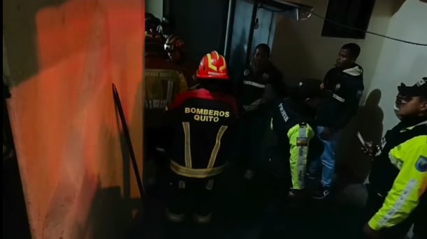 Gritos desgarradores en casa del norte de Quito terminó con el recate de dos niños