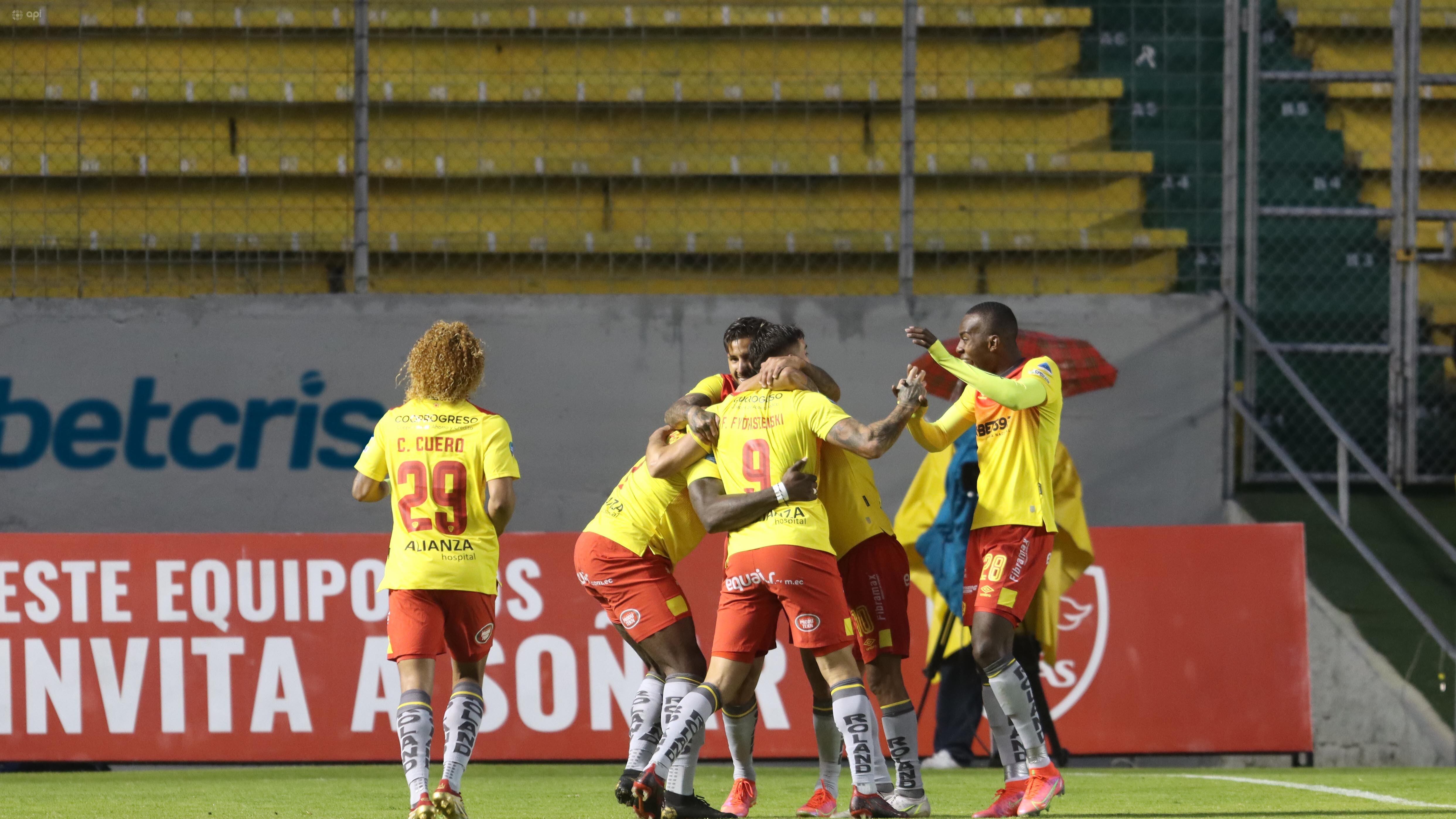 El festejo en el gol de Roberto Ordóñez