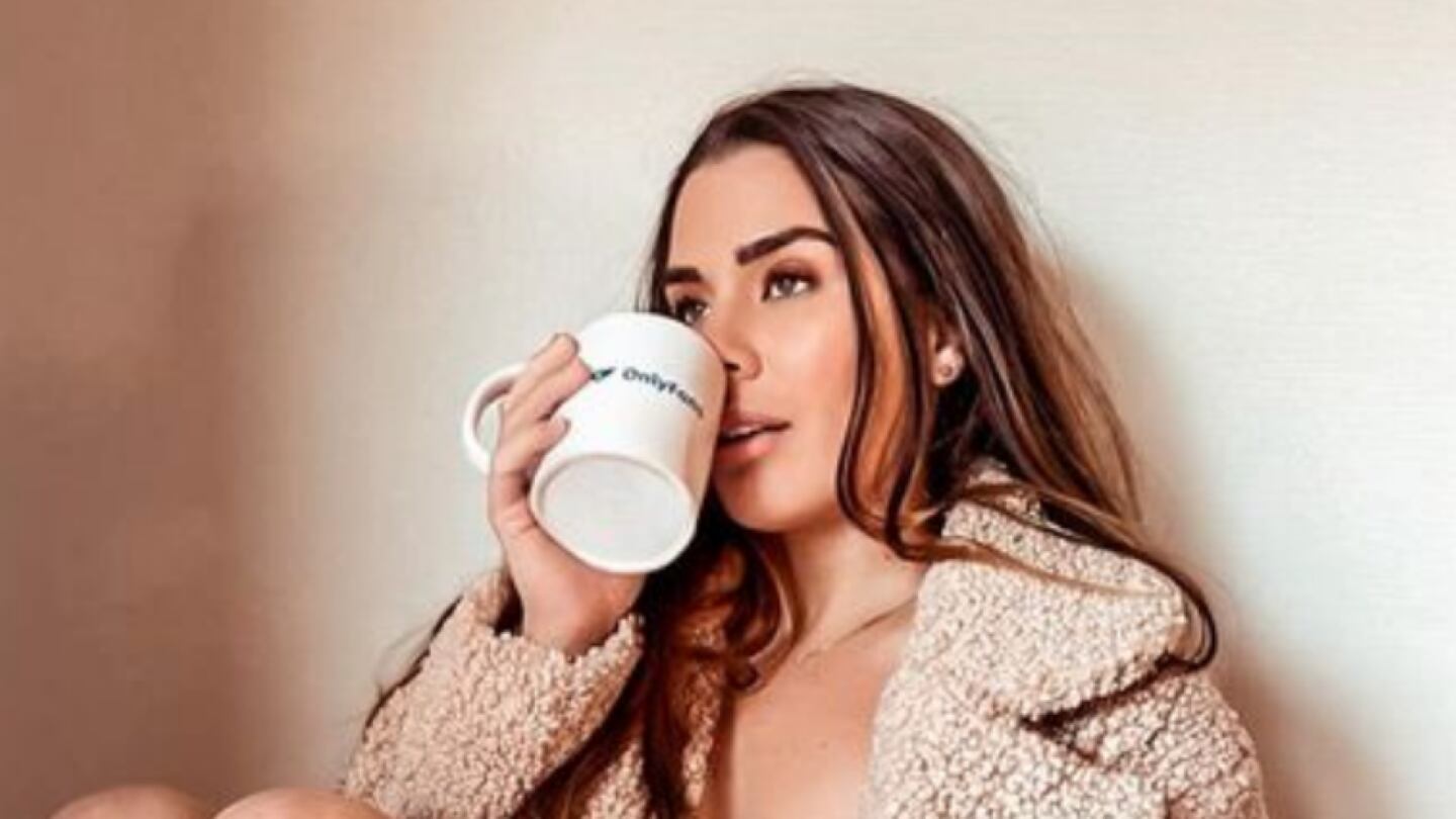 Madre soltera deja sus problemas financieros con OnlyFans.