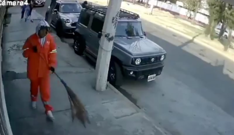 Ladrones disfrazados de barrenderos