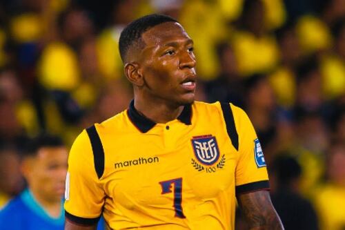 Un histórico campeón del mundo aprueba la llegada de Pervis Estupiñán al AC Milán: “Encajaría perfectamente”