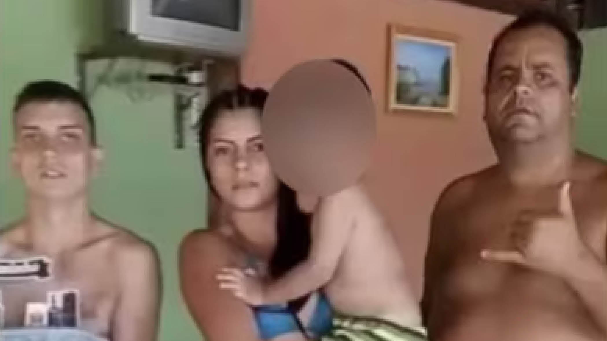 Hombre engañó a su esposa con su suegro y así reaccionaron en Ecuador a esta historia.