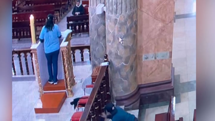 Ladrón roba en iglesia de Sangolquí