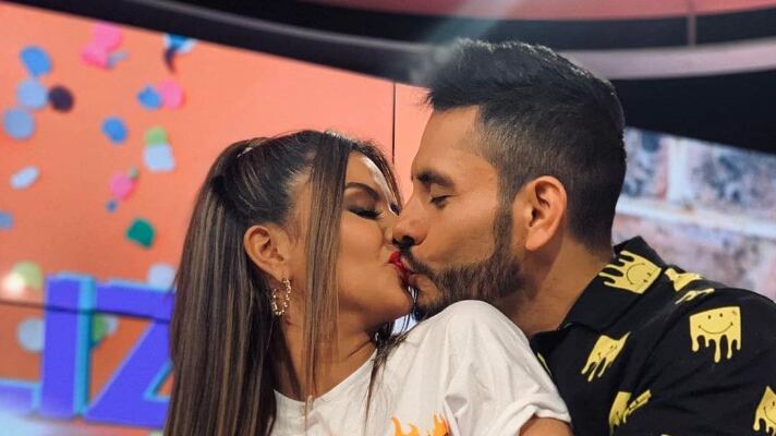 Jonathan Carrera y Dayanara Peralta