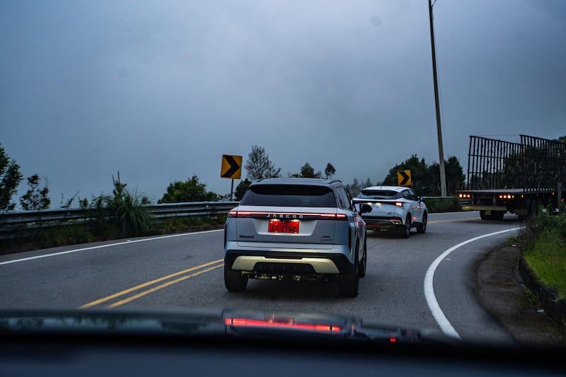JAECOO J7 Y OMODA C5 recorrieron dos regiones del Ecuador superando los 1.205 KM de autonomía