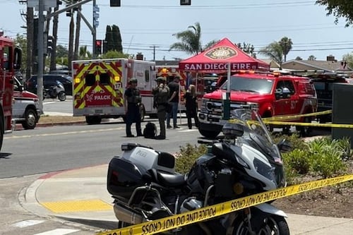 Ataque armado en mezquita de California terminó con cinco muertos