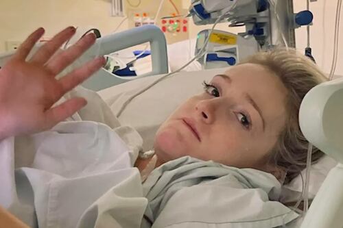 Joven con un cuadro terminal elige morir en sus propios términos tras luchar toda su vida contra una enfermedad rara