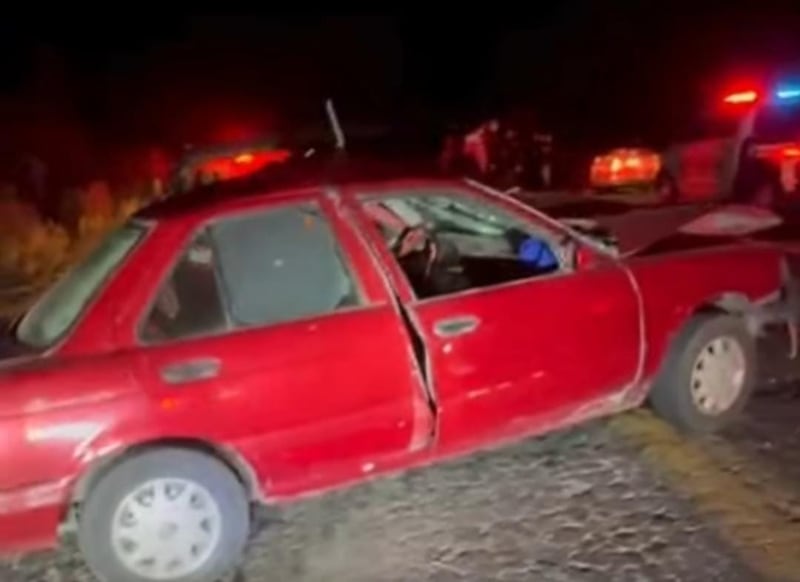 Jacob Linaldi descubre durante su transmisión que su familia sufrió un accidente en Puebla.