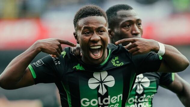 Alan Minda marcó un golazo en el clásico de Brujas. Cercle Brugge KSV