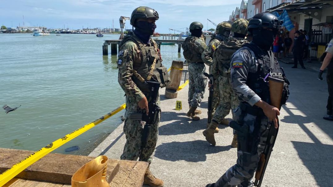 Intensifican operaciones militares para localizar a los responsables de la balacera en el Puerto Pesquero de Esmeraldas