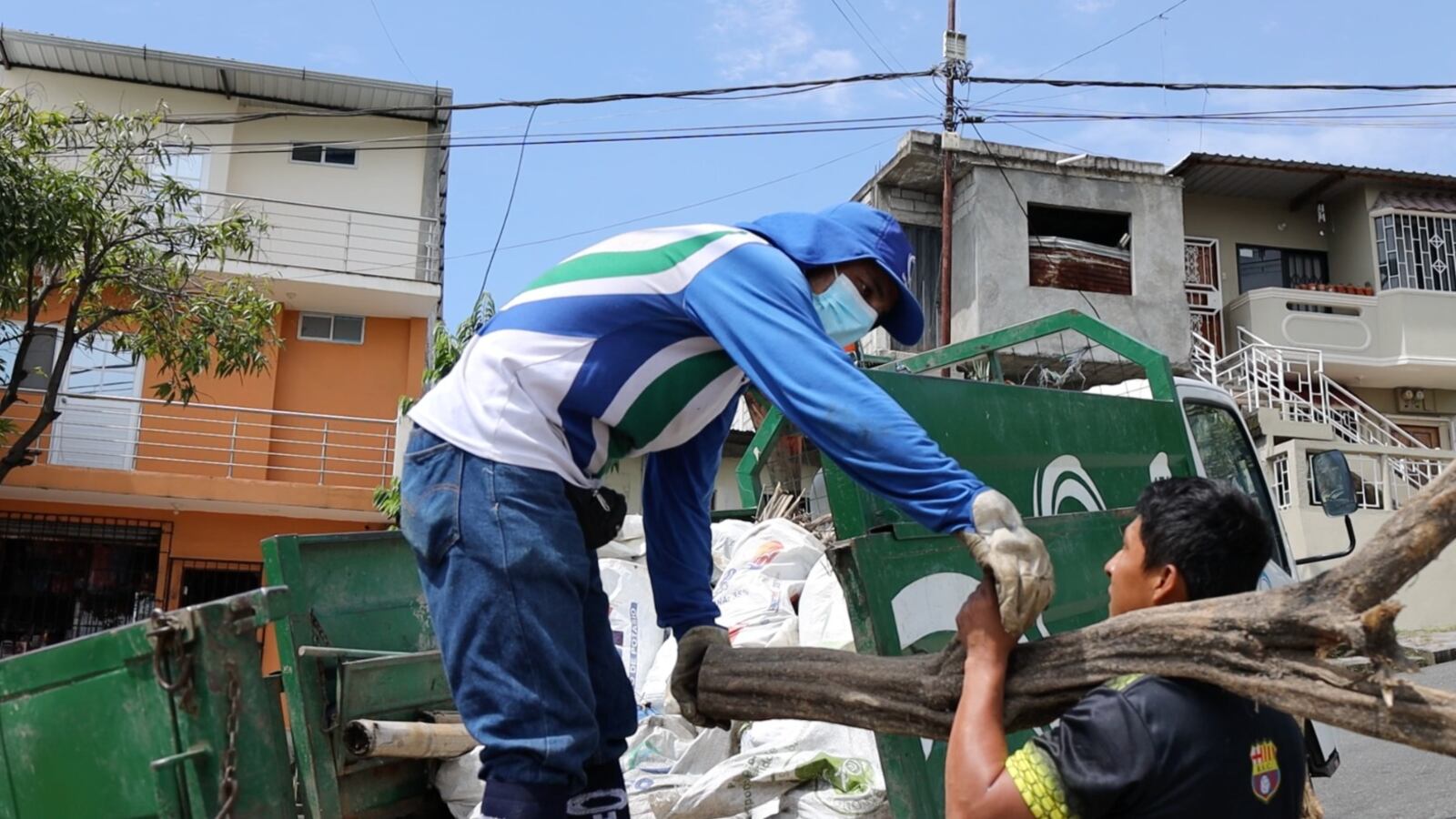 Urvaseo: Mingas comunitarias en fiestas julianas