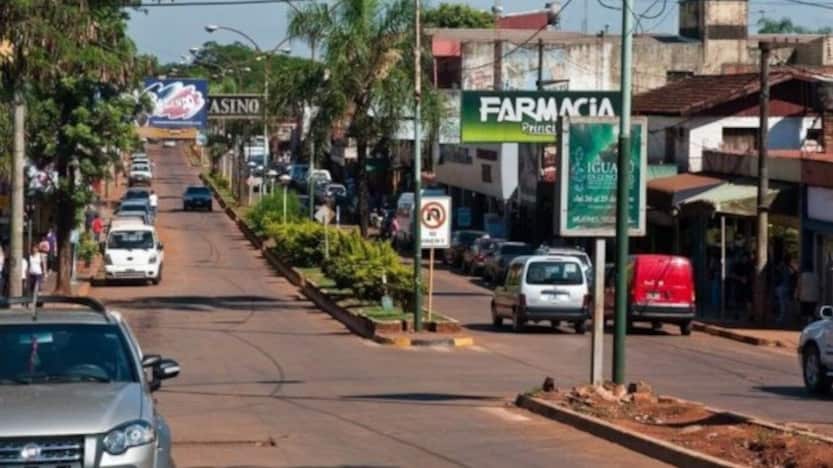 Una mujer le siguió a su mujer de una ciudad a otra y descubrió que la engañaba con su sobrina