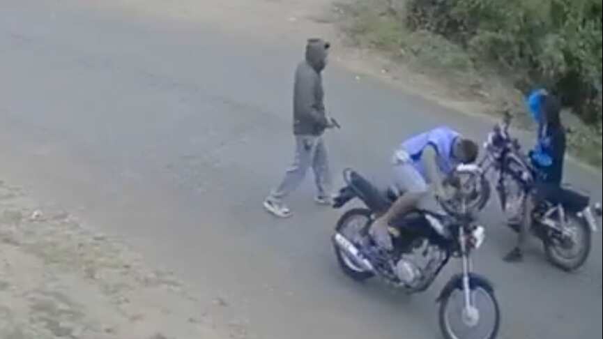 Delincuentes asaltan en Manabí _ Video de x