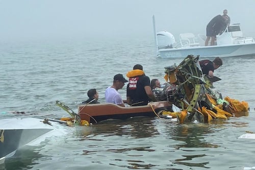 Avión de la Marina mexicana cae en Texas: seis muertos confirmados