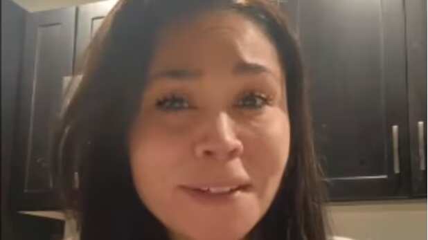 Joven descubrió que su novio le era infiel con otra mientras este le pedía matrimonio.