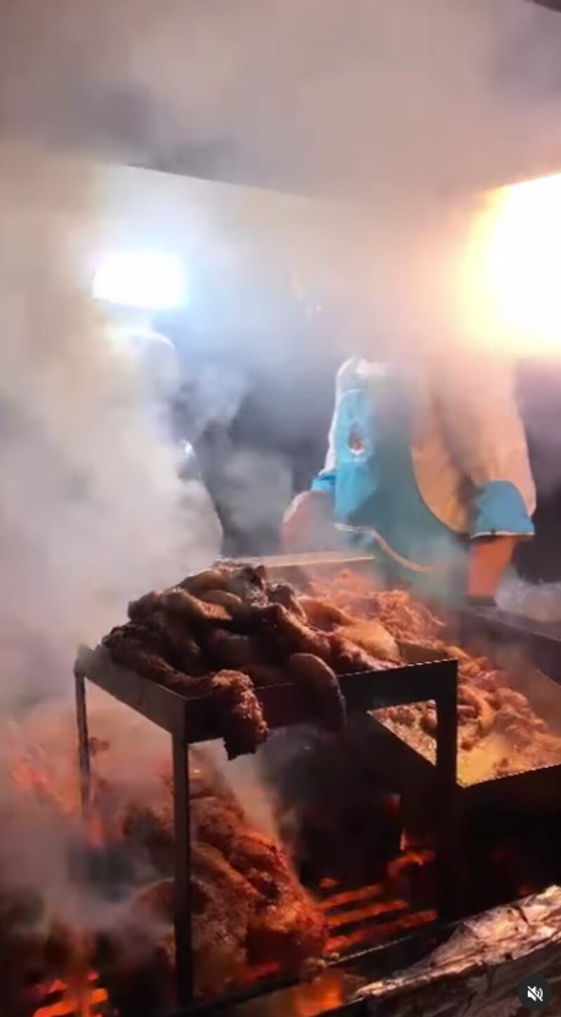 Tripa mishqui en la Floresta