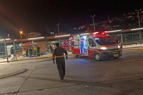 Tres mujeres fueron asesinadas en los exteriores de la terminal terrestre en Azogues