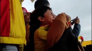 Niño aficionado del Aucas