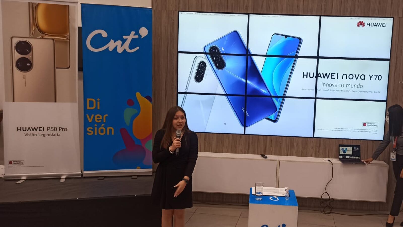 Los clientes de la CNT EP podrán adquirir el nuevo HUAWEI P50 PRO de manera exclusiva.