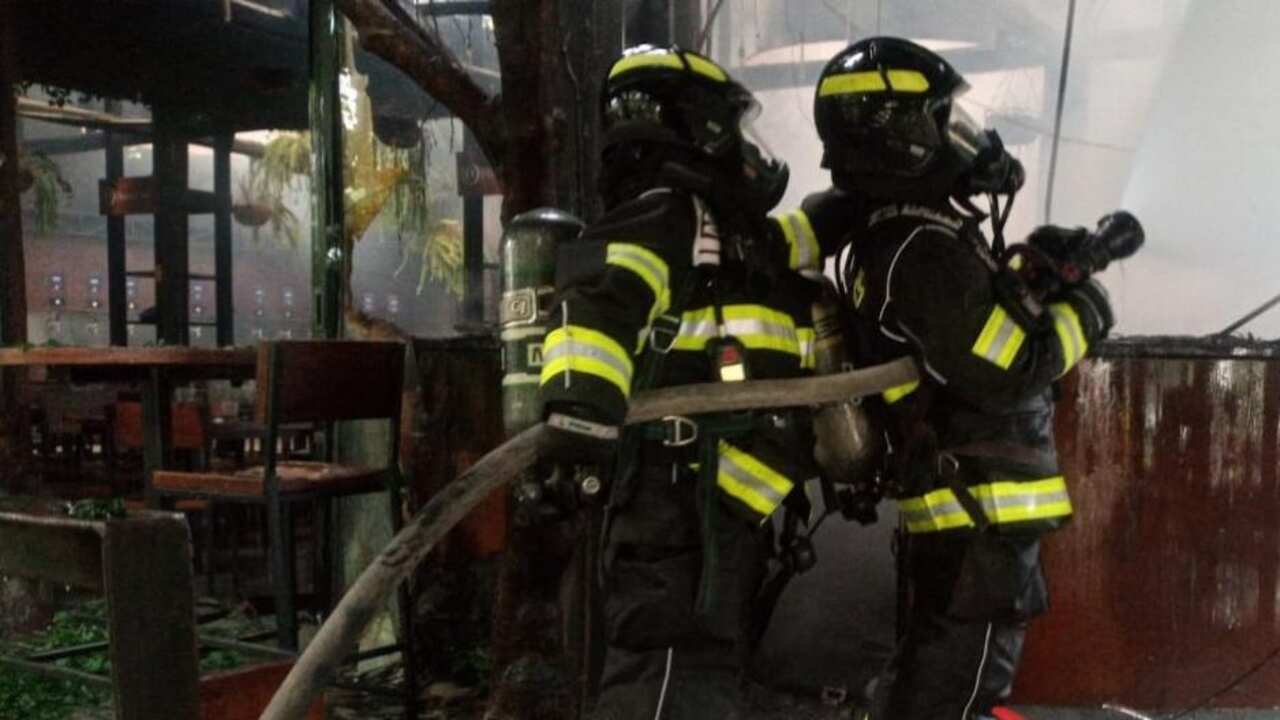 Un incendio estructural se registró en Cumbayá.