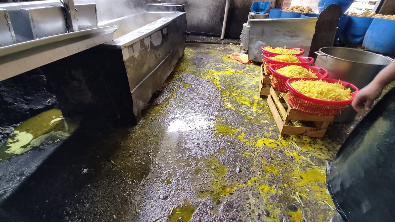 Clausuran establecimiento donde se realizaban snacks en Cuenca