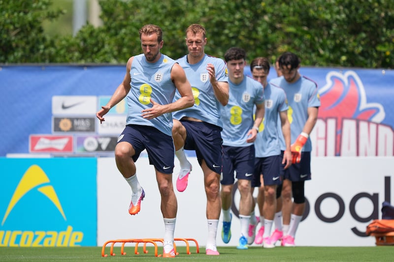 Alerta en el Mundial 2026: Tiroteo cerca de la base de la selección inglesa deja al menos nueve heridos