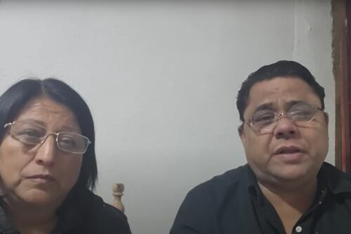 Padres de Debanhi piden resultados a FGR ante feminicidio de su hija