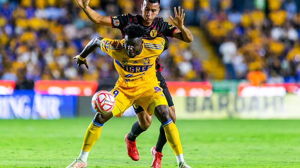 Tigres de México con su nuevo delantero, Jordy Caicedo