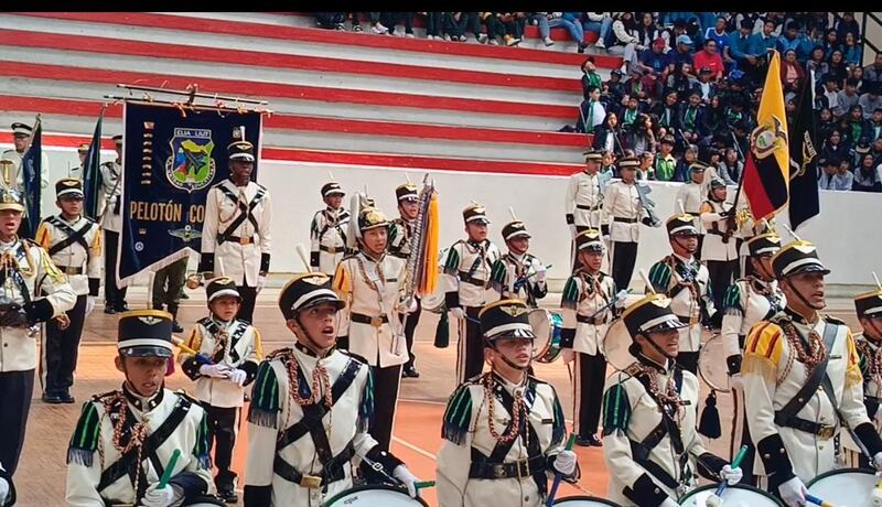 Machachi fue sede del Festival de Bandas de Paz y Bastoneras con destacada participación estudiantil