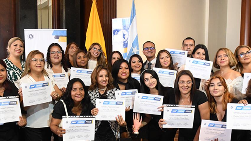 Los talleres gratuitos impulsados por EP DASE buscan fortalecer la autonomía económica y facilitar oportunidades laborales.