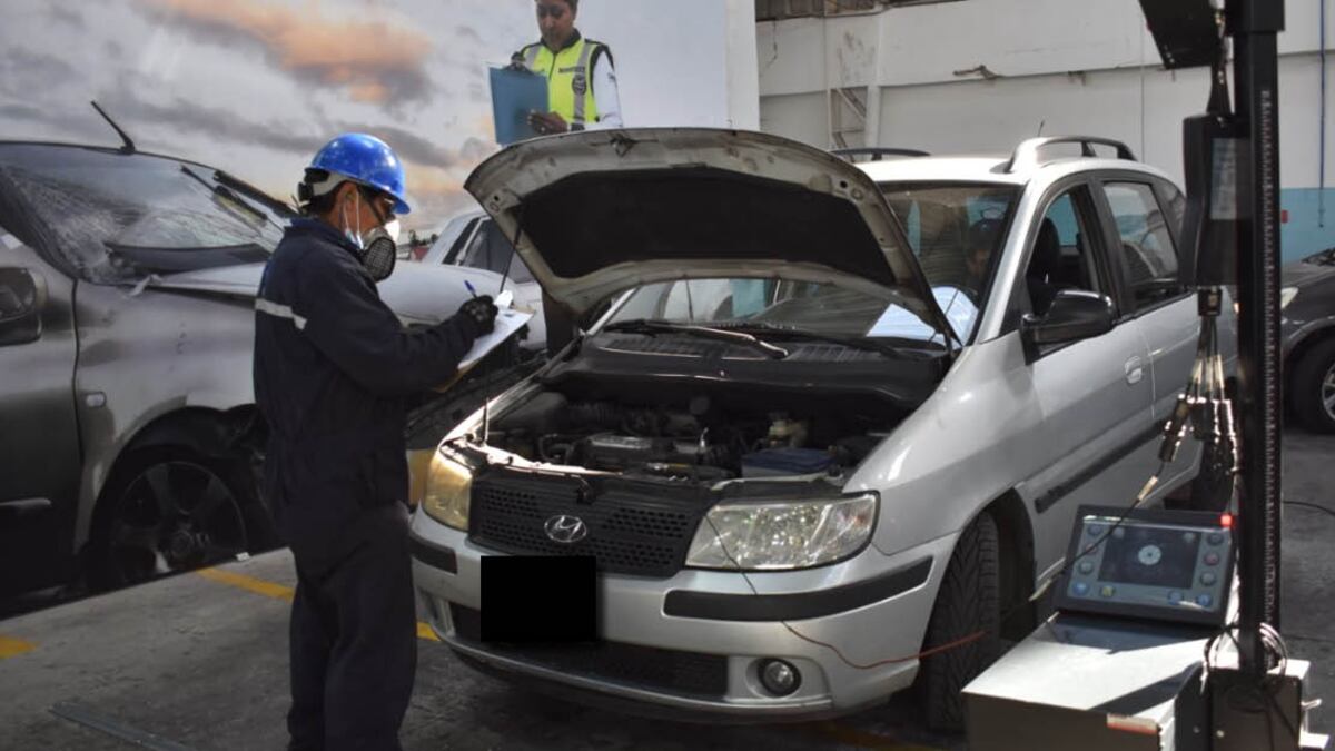 Revisión técnica vehicular