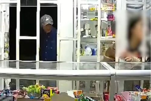 Una menor solicita ayuda a una tendera porque un sujeto la perseguía