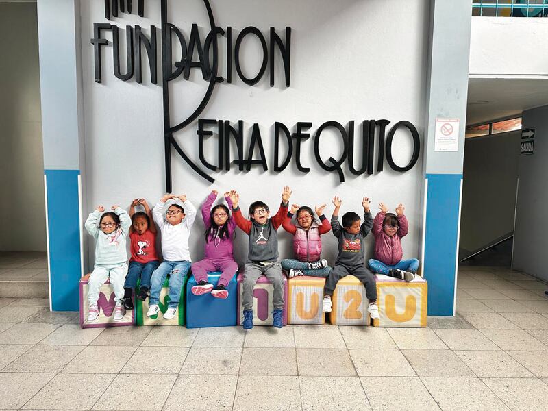 Niños del Centro Terapéutico de la Fundación Reina de Quito