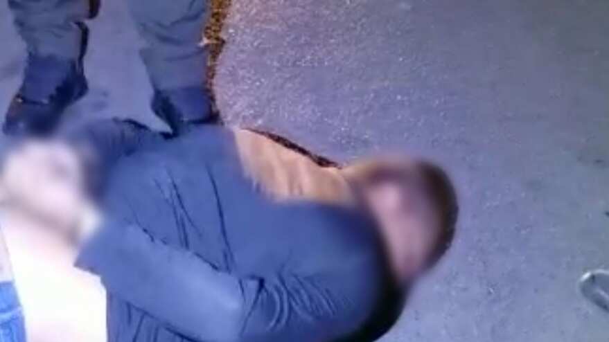 En dos camiones robaron a miembros de la Policía de antinarcóticos en Guayas.