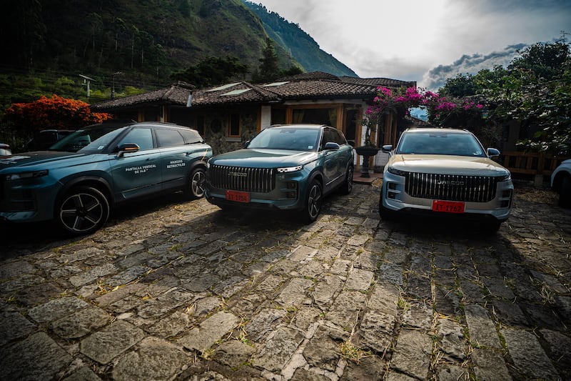 JAECOO J7 Y OMODA C5 recorrieron dos regiones del Ecuador superando los 1.205 KM de autonomía