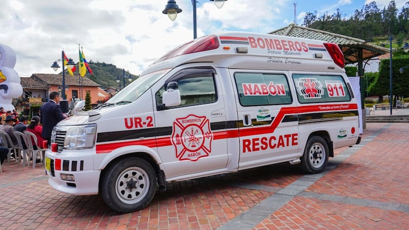 Ambulancia para el Cuerpo de Bomberos de Nabón