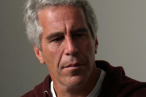 No existe la lista de clientes de Epstein, ¿dónde surgió este relato?