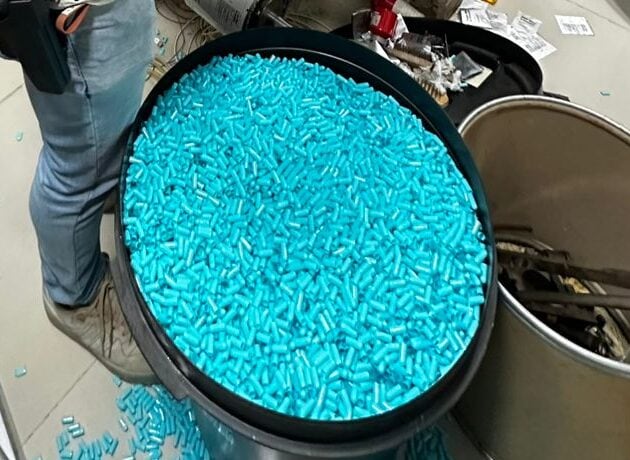 Desarticulan red de fabricación ilegal de medicamentos en Guayaquil